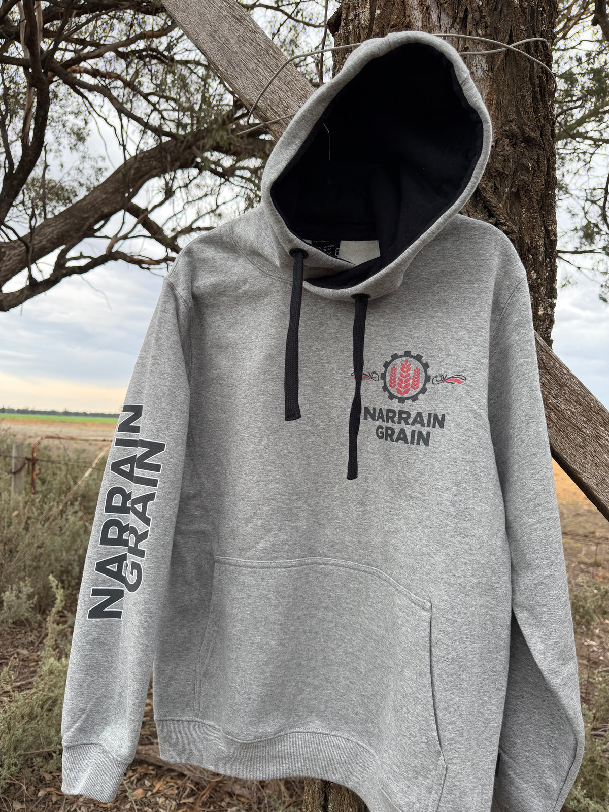 Narrain Grain Hoodie – Grey & Black